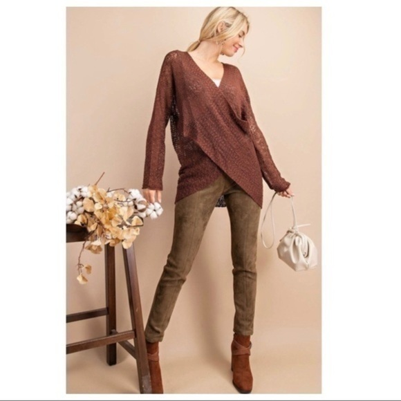 Chocolate Loose knit Sweater - Picture 3 of 4